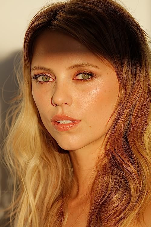 Riley Voelkel